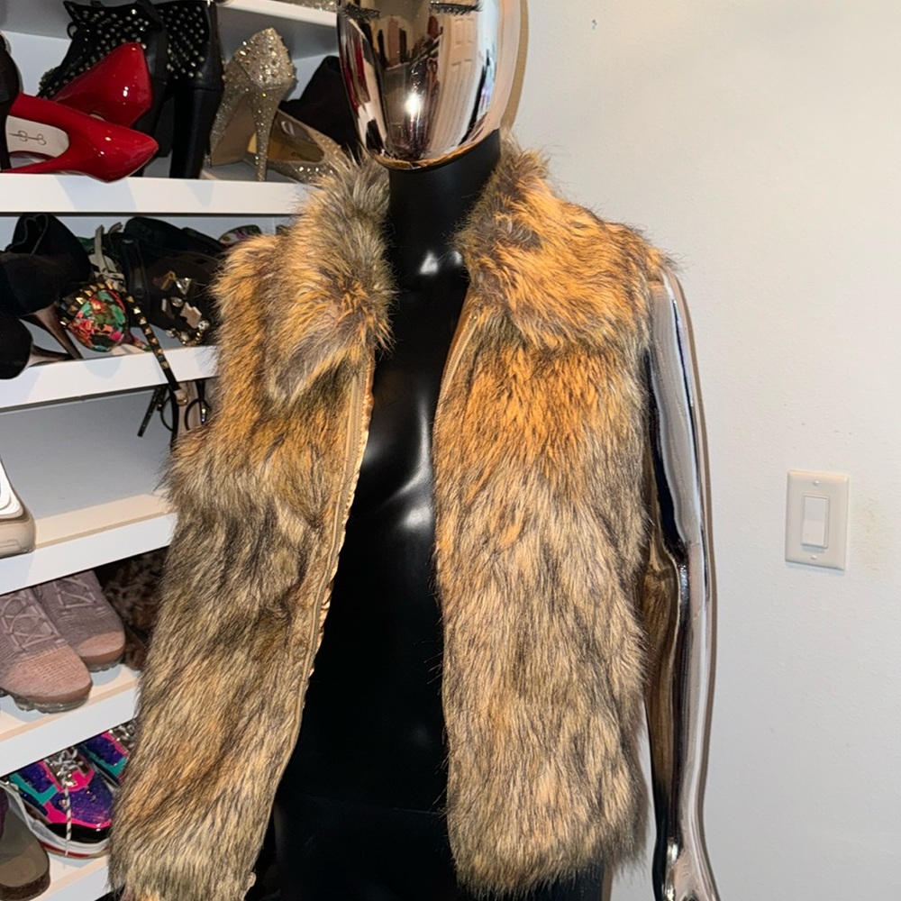 Faux fur brown vest